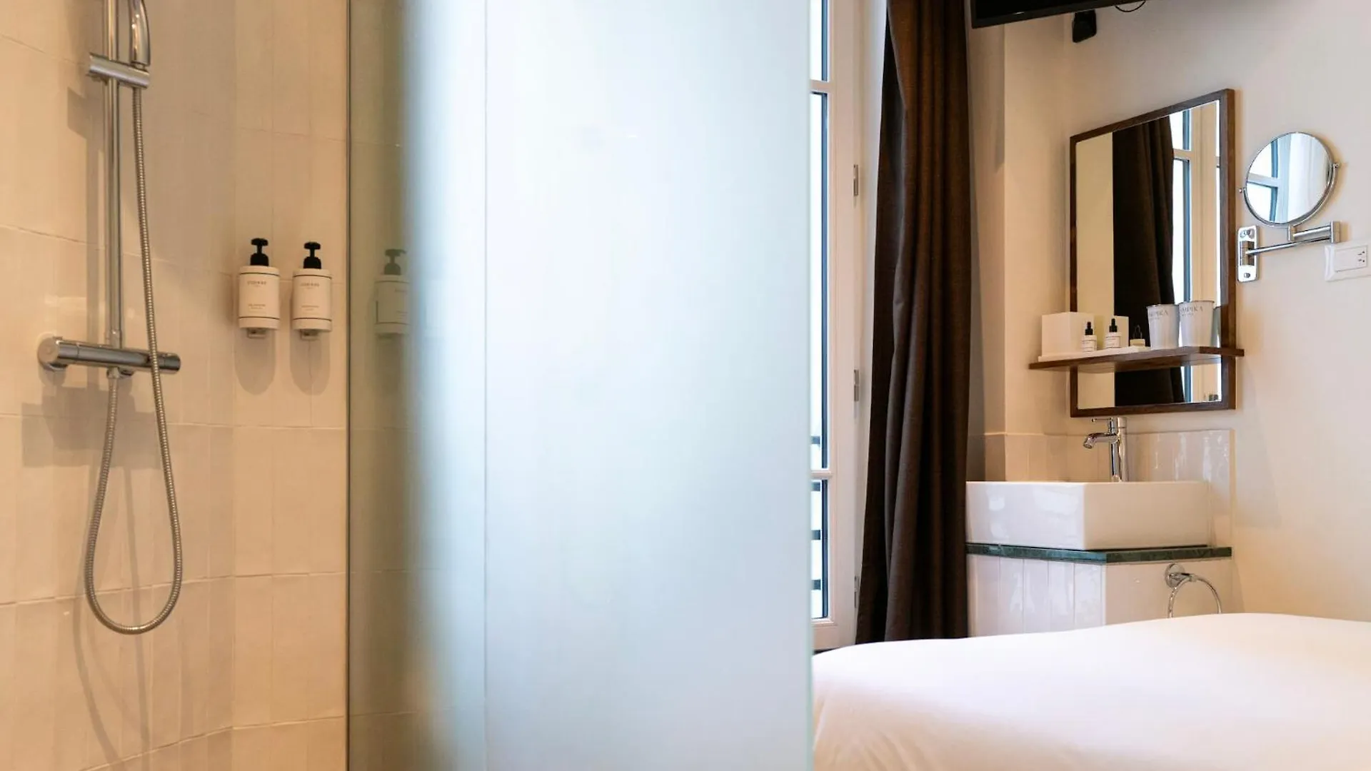 Le Lampika 4* Paris